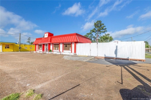 Listing Image #2 - Others for sale at 1221 N Martin Luther King Highway, Lake Charles LA 70601
