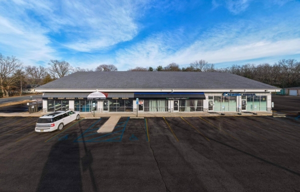 Listing Image #1 - Retail for sale at 2190 Whitehall Road, Muskegon MI 49445