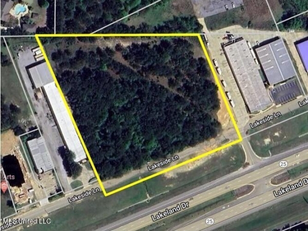 Listing Image #3 - Land for sale at 6.15 Acres Lakeland Drive, Flowood MS 39232