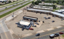 Listing Image #3 - Retail for sale at 7023 - 7039 Sanger Ave, Waco TX 76710
