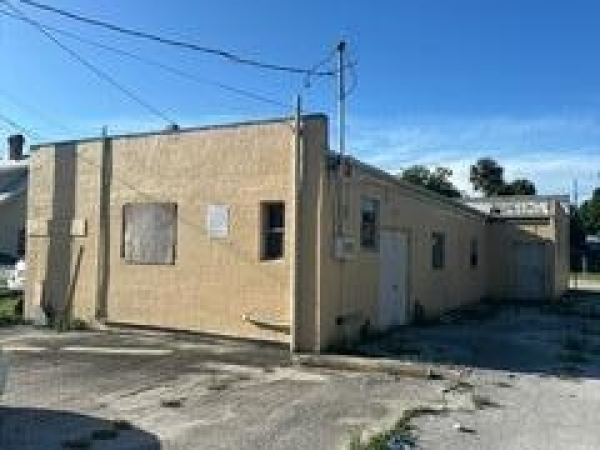 Listing Image #2 - Industrial for sale at 1222 Orange Avenue, Fort Pierce FL 34950