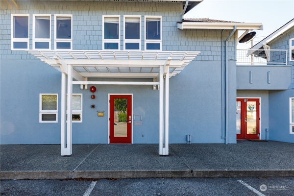 Listing Image #3 - Others for sale at 35 SE Ely Street, Oak Harbor WA 98277