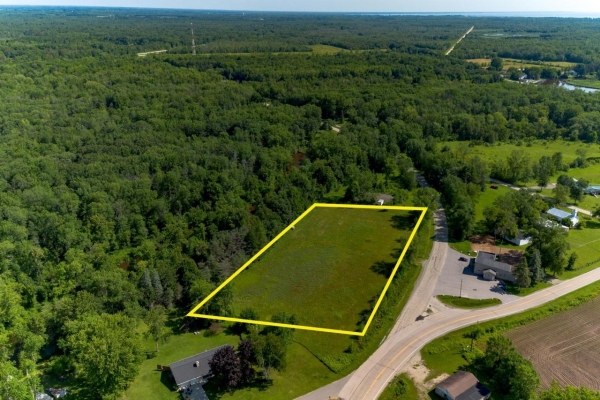 Listing Image #2 - Land for sale at 4185 Old 41 Rd, Pensaukee WI 54153