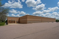 Listing Image #3 - Retail for sale at 1914 S Broadway St, New Ulm MN 56073