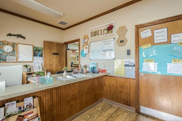 Listing Image #2 - Retail for sale at 7901 NW 113th Street, Oklahoma City OK 73162