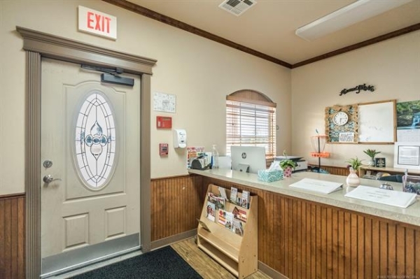 Listing Image #3 - Retail for sale at 7901 NW 113th Street, Oklahoma City OK 73162