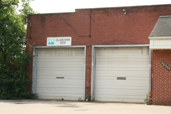 Listing Image #3 - Others for sale at 28595 Van Born Road, Romulus MI 48174
