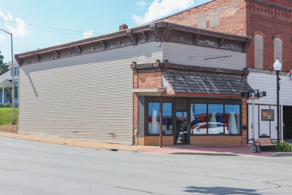 Listing Image #1 - Retail for sale at 701 Main St., Norway MI 49870