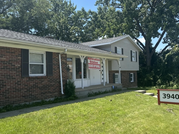 Listing Image #1 - Retail for sale at 3940 29th Street SE, Grand Rapids MI 49512