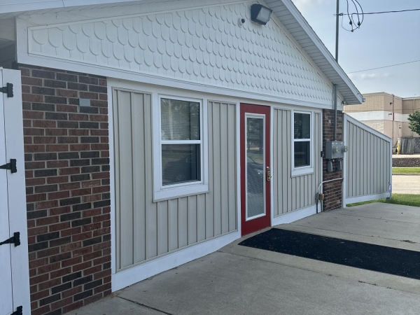 Listing Image #2 - Retail for sale at 3940 29th Street SE, Grand Rapids MI 49512