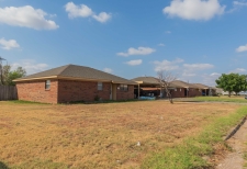 Listing Image #3 - Multi-family for sale at 701 W Valencia Dr, Amarillo TX 79118