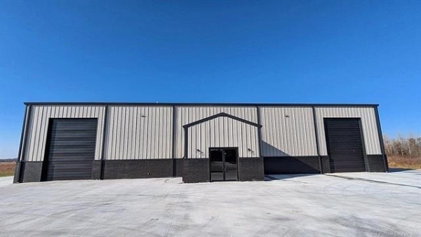 Listing Image #2 - Others for sale at 1040 N Moccasin Avenue, Tahlequah OK 74464