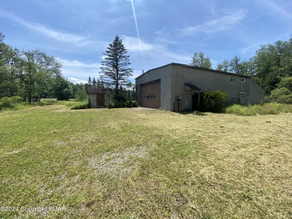 Listing Image #2 - Others for sale at 140 Roads End, Long Pond PA 18334