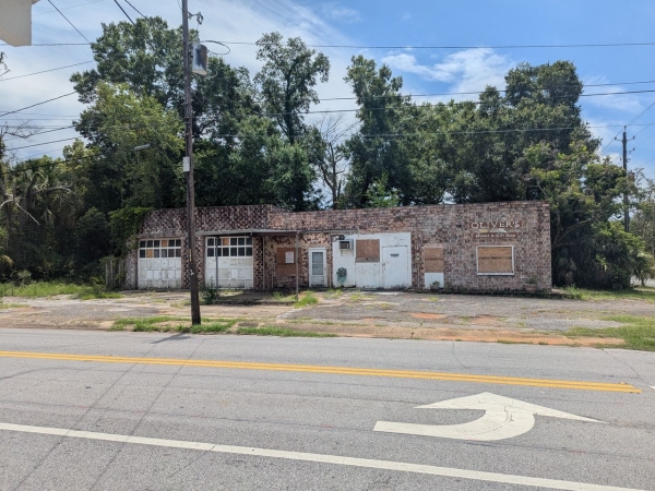 Listing Image #3 - Retail for sale at 405 E Blount St, Pensacola FL 32503