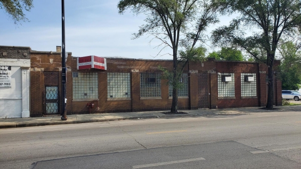 Listing Image #2 - Others for sale at 4704-4708 W Armitage Avenue, Chicago IL 60639