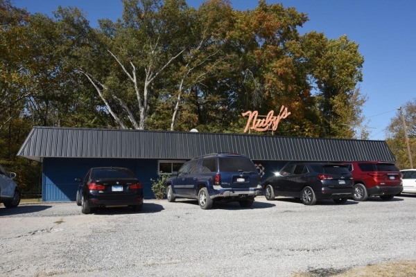 Listing Image #1 - Industrial for sale at 679 Old National Trail, Pocahontas IL 62275