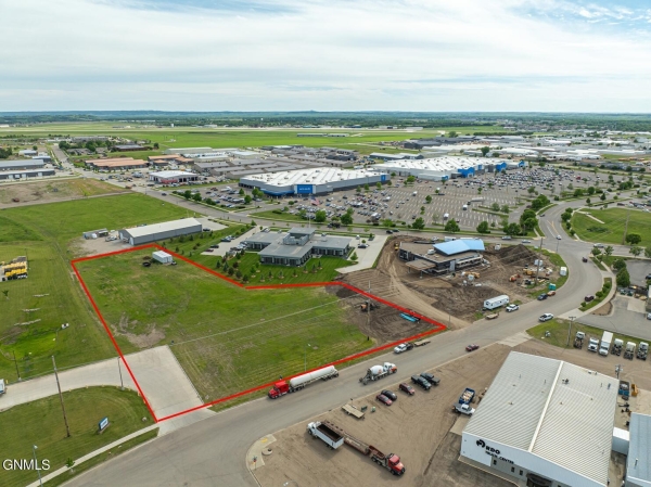 Listing Image #2 - Others for sale at 3101 Rock Island Place, Bismarck ND 58504