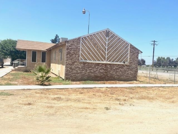 Listing Image #1 - Others for sale at 16785 Monroe Road, Tulare CA 93274