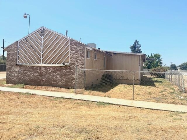 Listing Image #2 - Others for sale at 16785 Monroe Road, Tulare CA 93274
