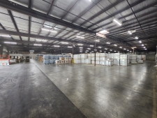 Listing Image #3 - Industrial for sale at 3030-3130 E Parkway Dr, Decatur IL 62526