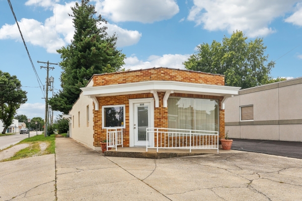 Listing Image #1 - Others for sale at 222 East Ryder Street, Litchfield IL 62056