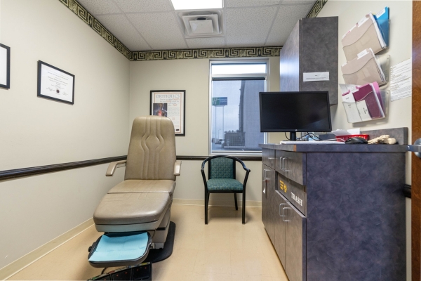 Listing Image #7 - Office for sale at 1915 Bishop Lane, Louisville KY 40218