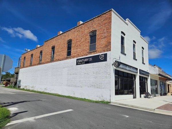 Listing Image #1 - Others for sale at 102 Main Street, Crestview FL 32536