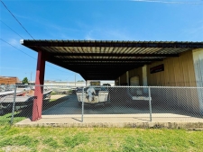 Listing Image #2 - Others for sale at 215 Kansas, Chickasha OK 73018