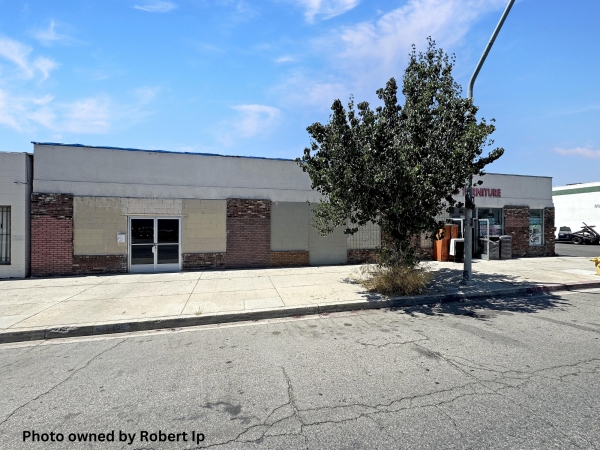 Listing Image #1 - Retail for sale at 8265 and 8273 San Fernando Rd, Sun Valley CA 91352