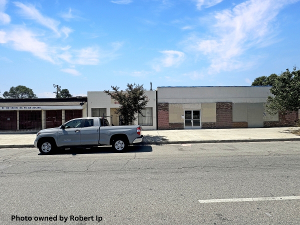 Listing Image #3 - Retail for sale at 8265 and 8273 San Fernando Rd, Sun Valley CA 91352