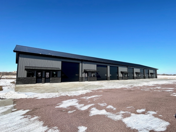 Listing Image #1 - Industrial for sale at 1957 34th St SW #4, Le Mars IA 51031