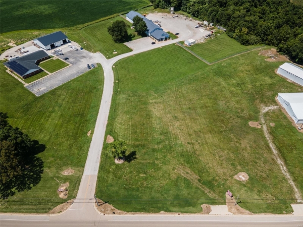 Listing Image #1 - Industrial for sale at 2910 Fosterburg Road, Alton IL 62002