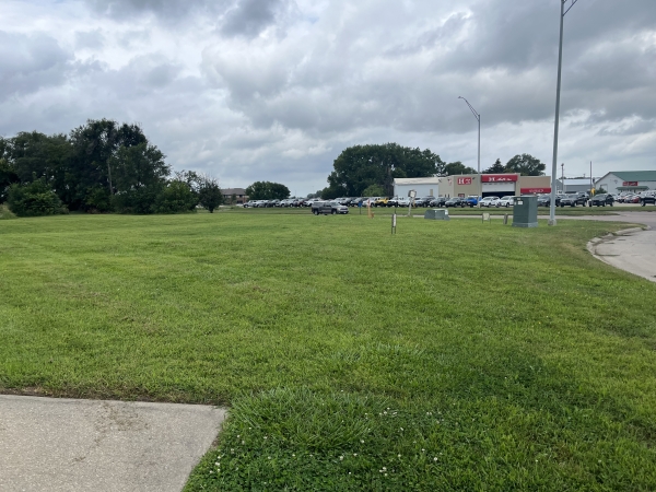 Listing Image #1 - Land for sale at 621 W 14th St, South Sioux City NE 68776