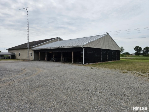 Listing Image #1 - Others for sale at 805 County Highway 9 Highway, Sims IL 62886