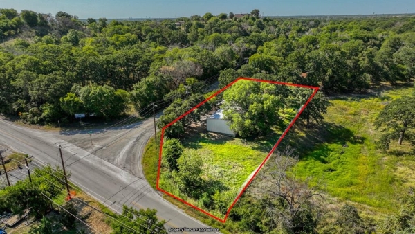 Listing Image #1 - Others for sale at 7899-A Hanger Cutoff Road, Fort Worth TX 76135