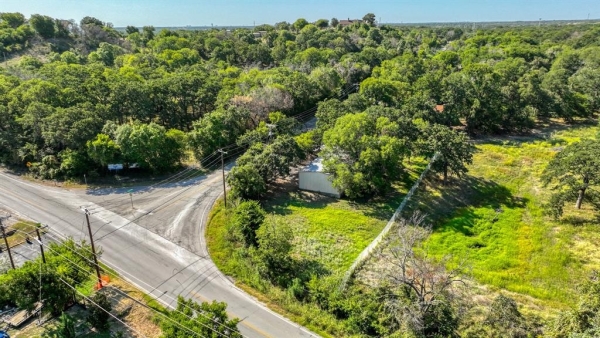 Listing Image #3 - Others for sale at 7899-A Hanger Cutoff Road, Fort Worth TX 76135