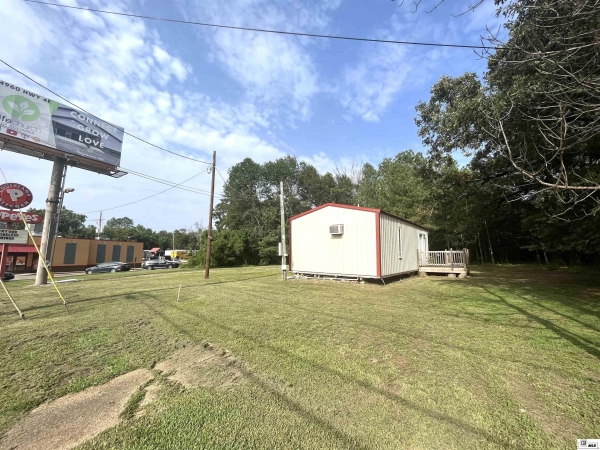 Listing Image #2 - Office for sale at 7215 HIGHWAY 165, Columbia LA 71418