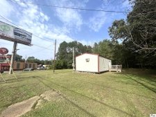 Listing Image #2 - Office for sale at 7215 HIGHWAY 165, Columbia LA 71418