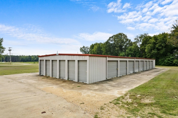 Listing Image #3 - Others for sale at 504 Harper Road, Corinth MS 38834