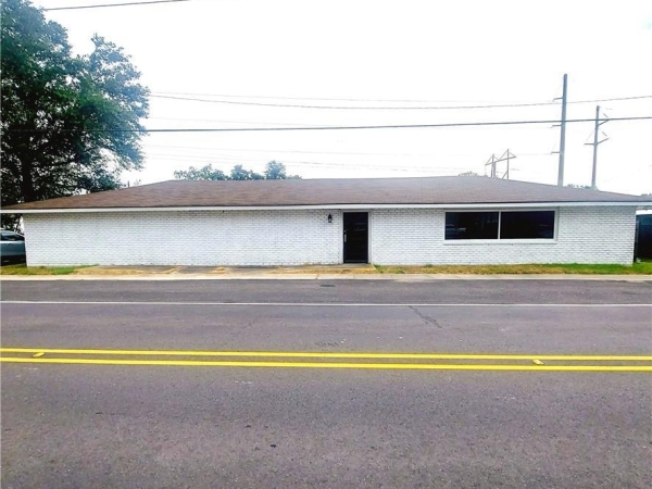 Listing Image #1 - Others for sale at 619 Henning Drive, Sulphur LA 70663