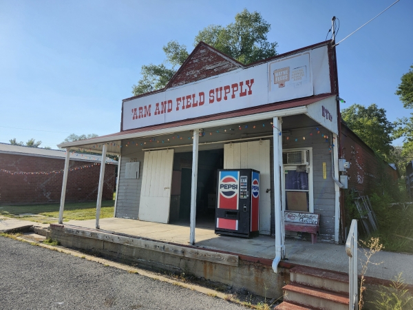 Listing Image #2 - Others for sale at 212 E Market Street, Centerville KS 66014