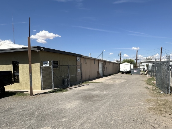 Listing Image #2 - Industrial for sale at 7155 Dale Road, El Paso TX 79905