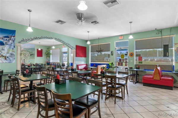 Listing Image #3 - Others for sale at 963 N Suncoast Boulevard, Crystal River FL 34429