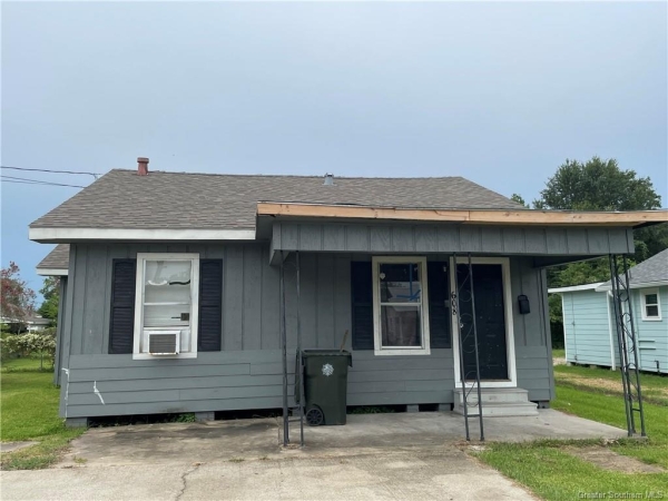 Listing Image #1 - Others for sale at 608 Alamo Street, Lake Charles LA 70601