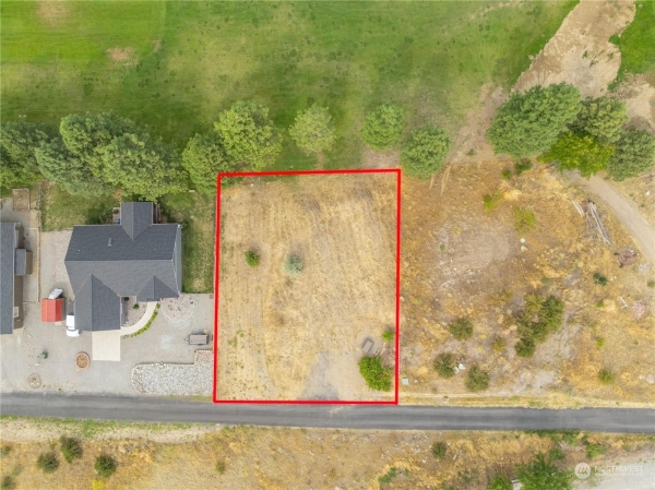 Listing Image #2 - Land for sale at 103 GOLF COURSE DR., PATEROS WA 98846