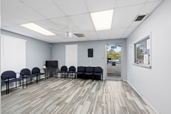Listing Image #3 - Office for sale at 1120 S Closner Blvd, Edinburg TX 78539