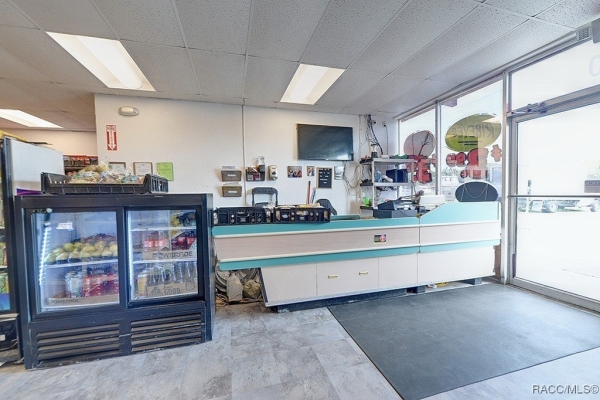 Listing Image #3 - Others for sale at 4980 S Suncoast Boulevard, Homosassa FL 34446