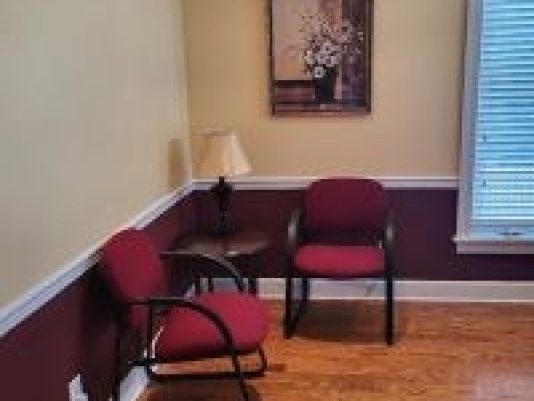 Listing Image #3 - Office for sale at 815 John Harper Hwy Suite 14, Shepherdsville KY 40165