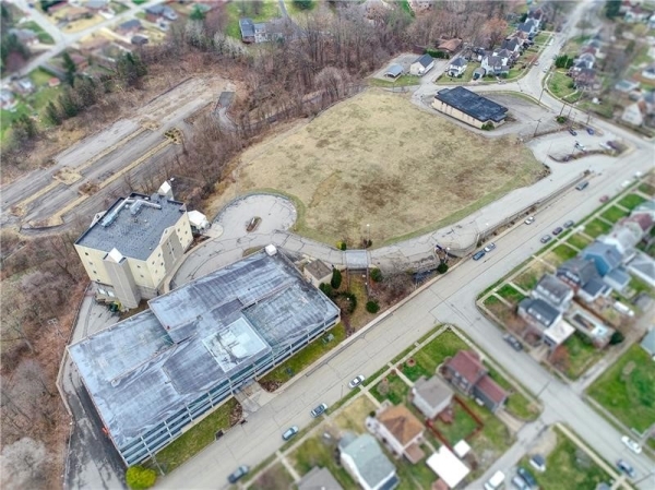 Listing Image #2 - Others for sale at 600 Jefferson, Jeannette PA 15644
