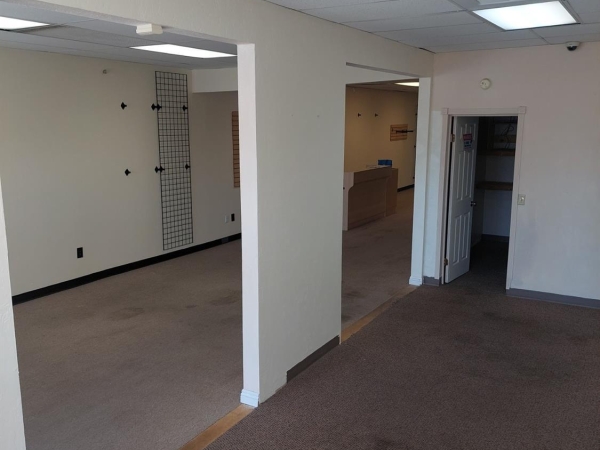 Listing Image #3 - Others for sale at 222 Robertson Boulevard, Chowchilla CA 93610